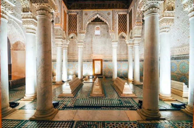 marrakech saadian tombs