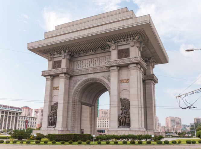 pyongyang arch of triumph