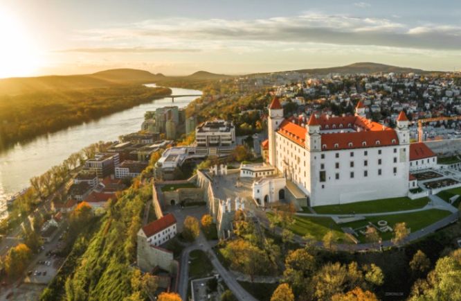 bratislava castle
