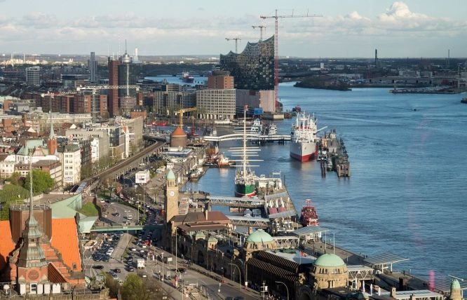 hamburg harbor