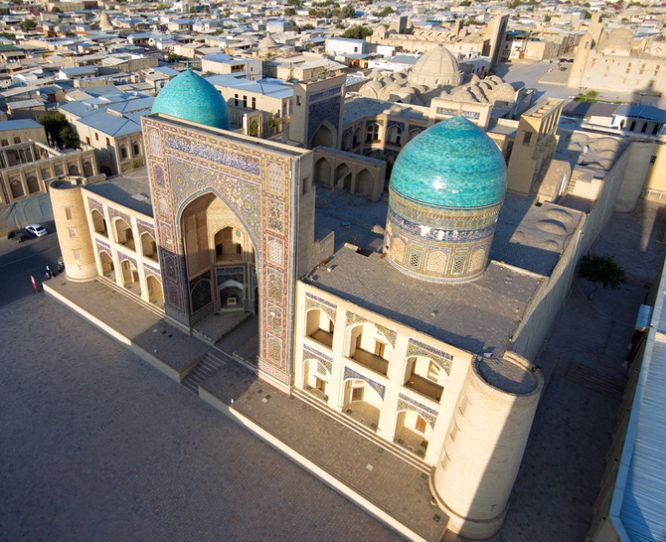 miri-arab madrasah bukhara