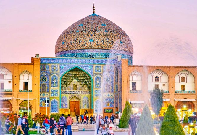 isfahan sheikh lotfollah mosque